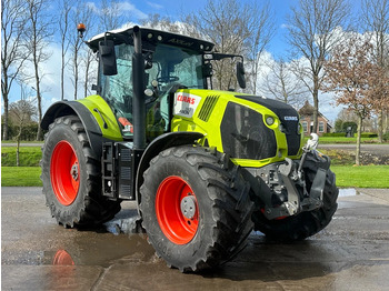 Traktor CLAAS Axion 810