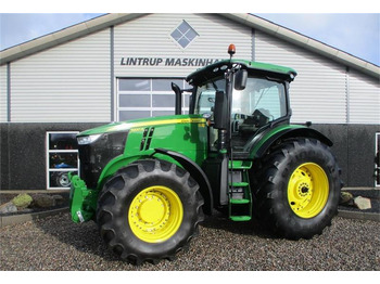 Traktor JOHN DEERE 7200