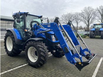 Traktor NEW HOLLAND T5