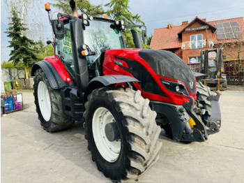Traktor VALTRA T234