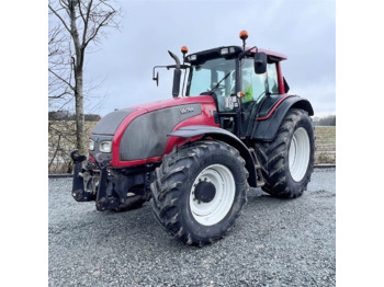 Traktor VALTRA T-series