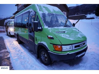Minibus, Persontransport Iveco Daily: billede 1
