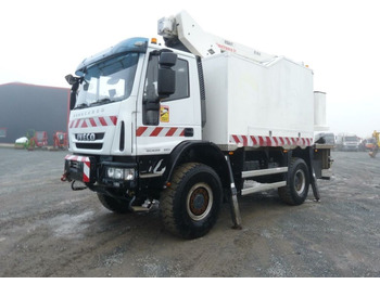 Lastbil med mandskabslift IVECO EuroCargo 150E