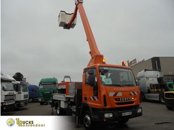 Lastbil med mandskabslift IVECO EuroCargo