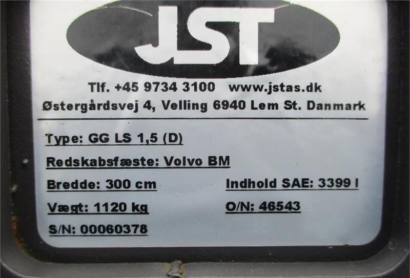 Gummihjulslæsser JST Skovl med volvoskifte 300 bred og tager 3.4m3.