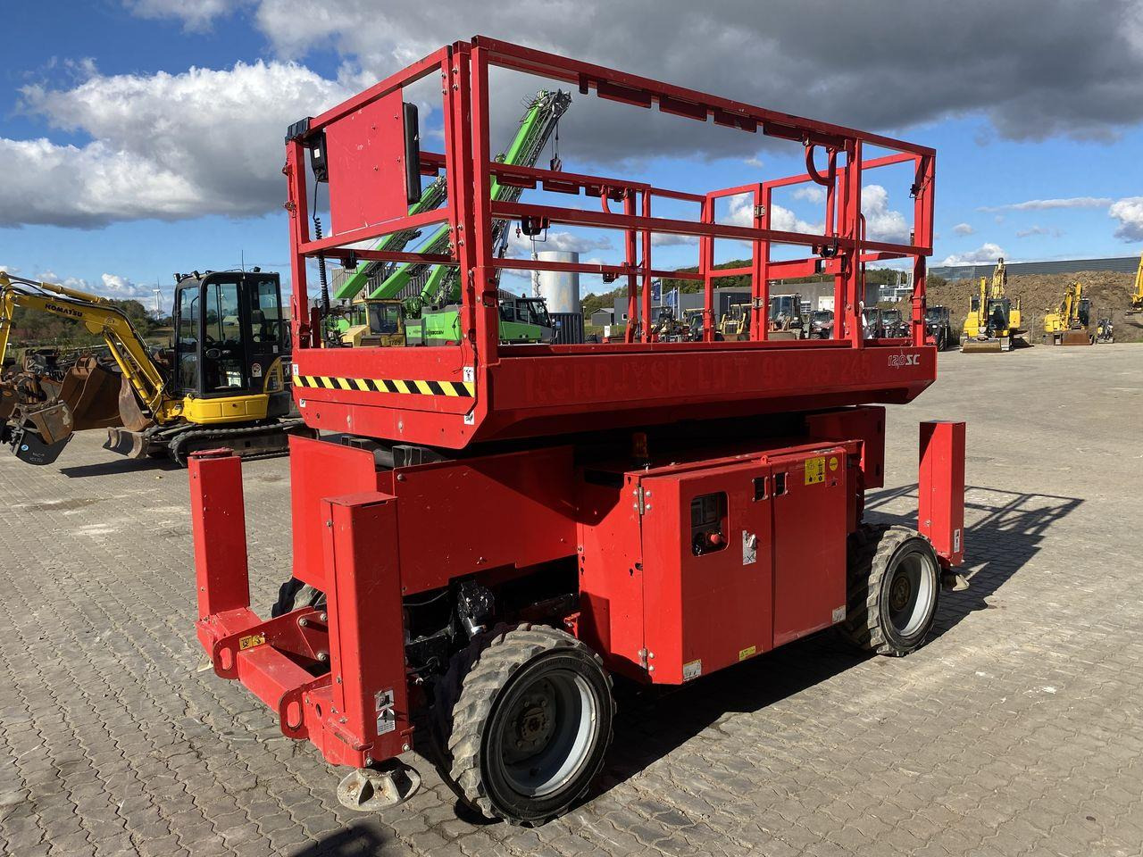 Sakselift Manitou 120SC