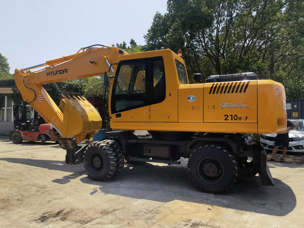 Hjulgravemaskine good condition Hyundai used wheel excavator 210W-7 150W-7  Caterpillar machine cheap price: billede 4