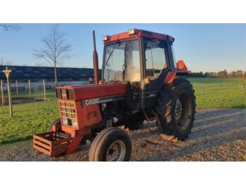 Traktor Case-IH 844: billede 1