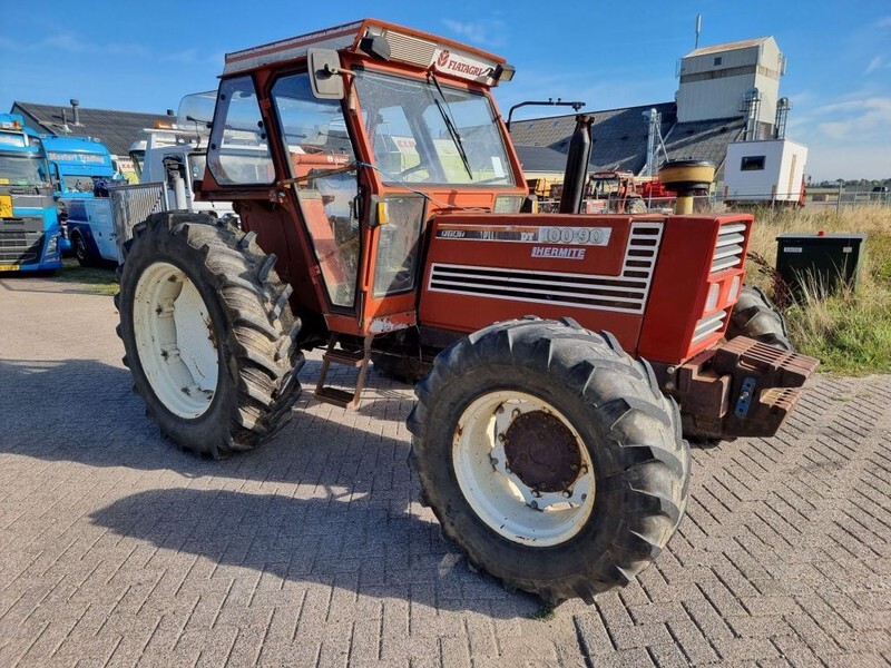 Traktor Fiat 100-90: billede 4