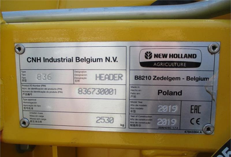 Høstmaskiner tilbehør New Holland 836 New Holland 980CF 6R80cm Corn header. NEW and