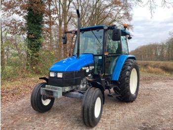 Traktor New Holland 5635: billede 1