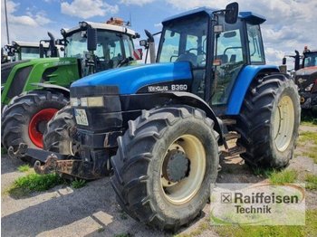 Traktor New Holland 8360: billede 1