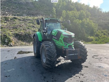 Deutz-Fahr 6215 RC SHIFT - traktor