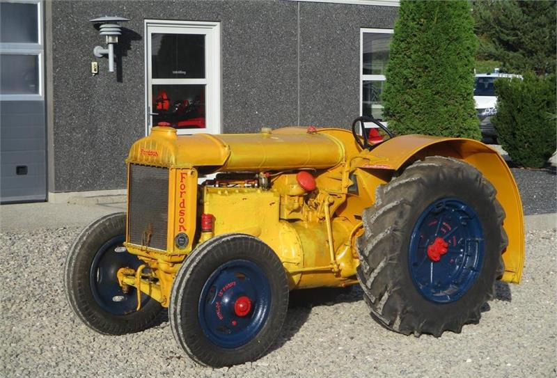 Traktor Fordson N model