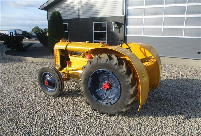 Traktor Fordson N model