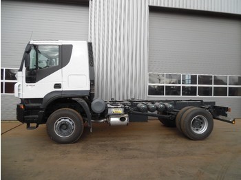 Ny Lastbil chassis Iveco Trakker 380 4x2 Chassis Cab: billede 1