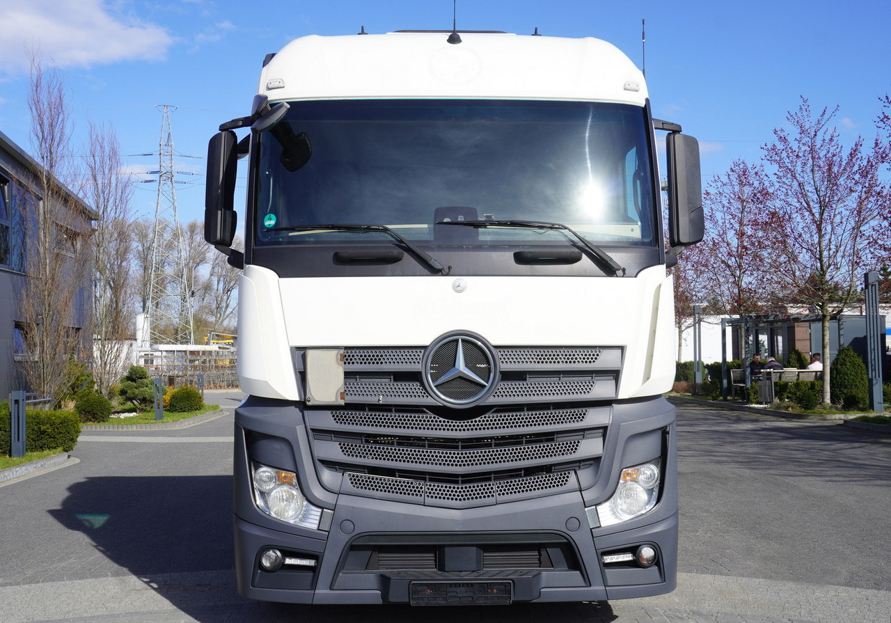 Lastbil chassis MERCEDES-BENZ Actros 2542 Low Deck 6×2 E6 / Chassis / third steering and lifting axle: billede 2