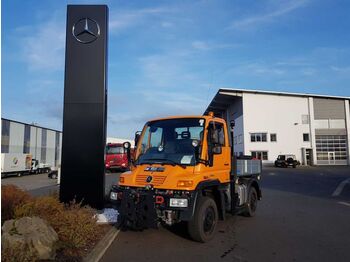 Lastbil med lad Mercedes-Benz UNIMOG U300 4x4 Hydraulik Standheizung Klima: billede 1