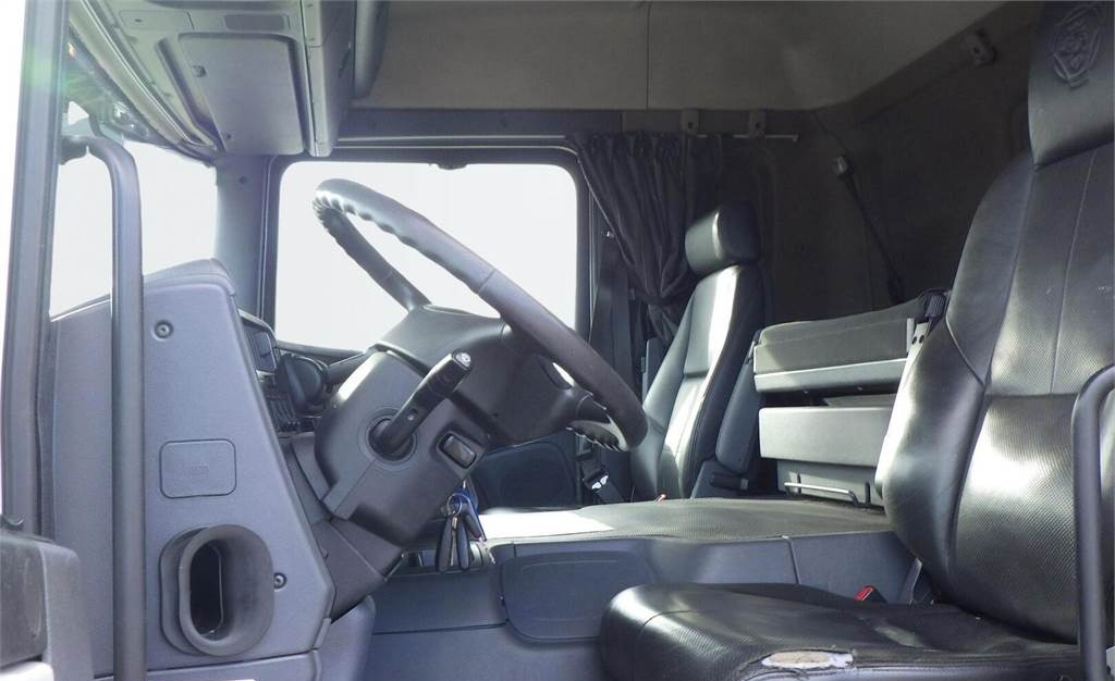 Lastbil varevogn Scania P320 Makuuohjaamo: billede 10