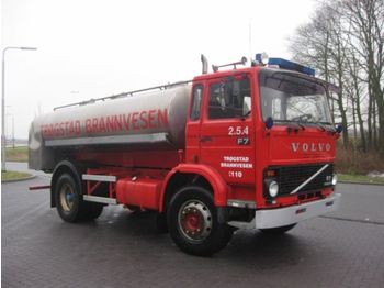 Volvo F7.235 4X2 WASSERTANK BLATTFEDERUNG - Tankbil