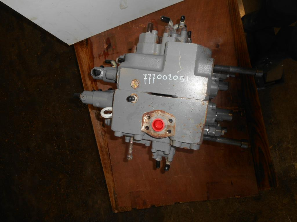 Hydraulisk ventil for Entreprenørmaskin Hitachi ZX250LC-3 -: billede 5