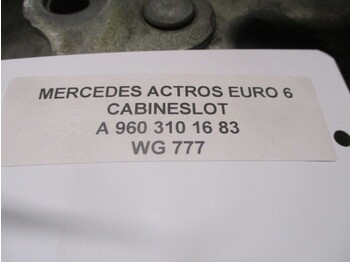 Førerhus og interiør for Lastbil Mercedes-Benz ACTROS A 960 310 16 83 CABINESLOT EURO 6: billede 2