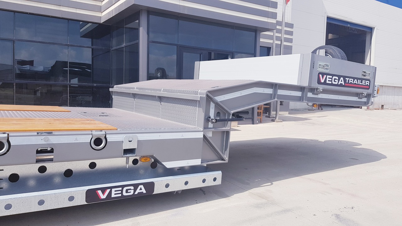 Ny Nedbygget platform sættevogn til transportering tungemaskiner 3 AXLE LOWBED (VEGA ITALIANO): billede 4