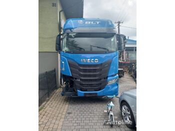 Containerbil/ Veksellad lastbil IVECO
