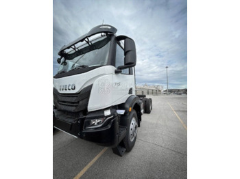 Lastbil chassis IVECO T-WAY
