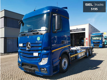 Containerbil/ Veksellad lastbil MERCEDES-BENZ Actros 2545