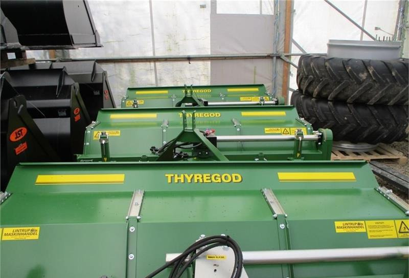 Børste til fejemaskiner Thyregod TK 2300 TK2300 Med hydraulisk sving og PTO-træk