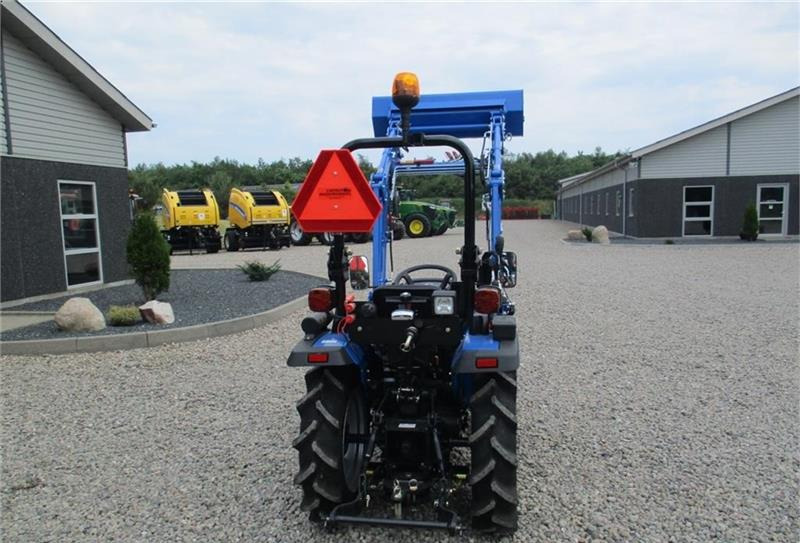 Kommunal traktor Solis 26 Gearmaskine med servostyrring og fuldhydraulisk