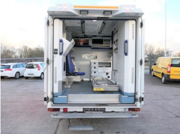Ambulance MERCEDES-BENZ Sprinter II 516 CDI KRANKNWAGEN RETARDER RTW AUT: billede 1