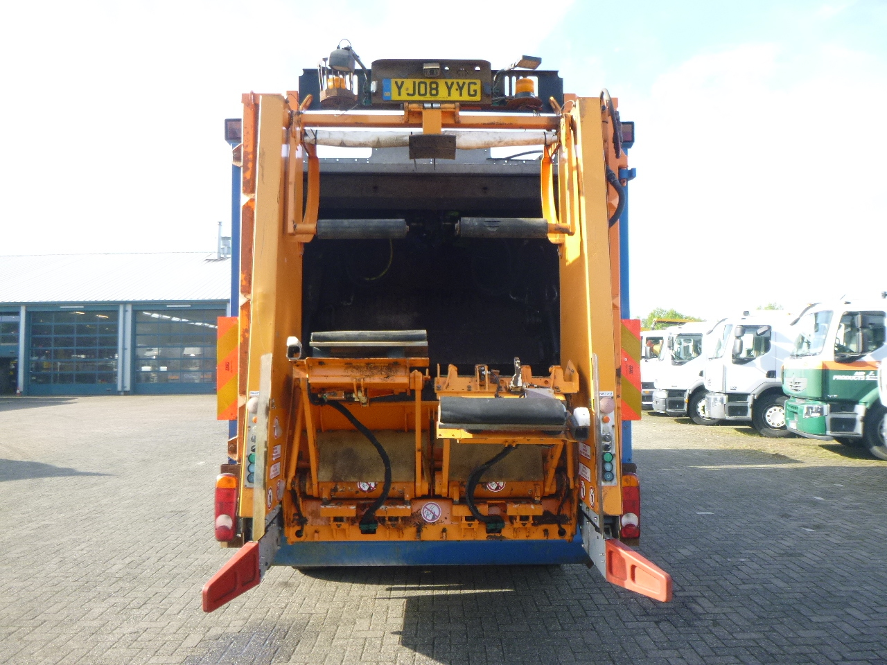 Affaldsmaskine Mercedes Econic 2629 6x2 RHD Faun refuse truck: billede 9