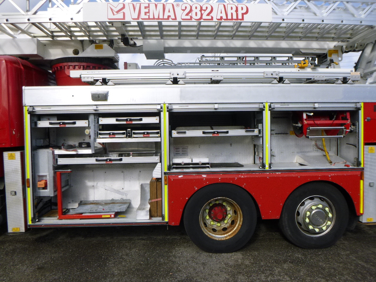 Brandbil Scania P310 6x2 RHD fire truck + pump, ladder & manlift: billede 14