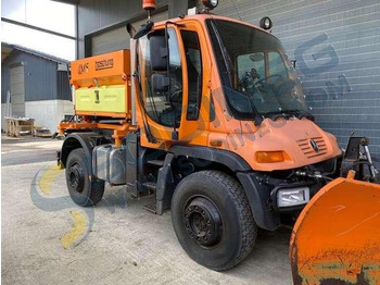 Mercedes Unimog - Kommunal traktor: billede 1