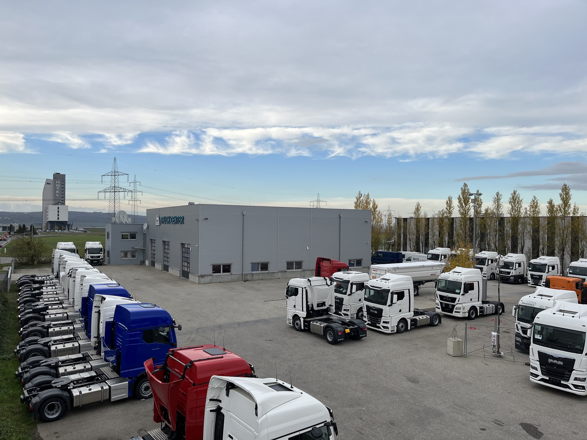MHS Truck Center GmbH undefined: billede 3