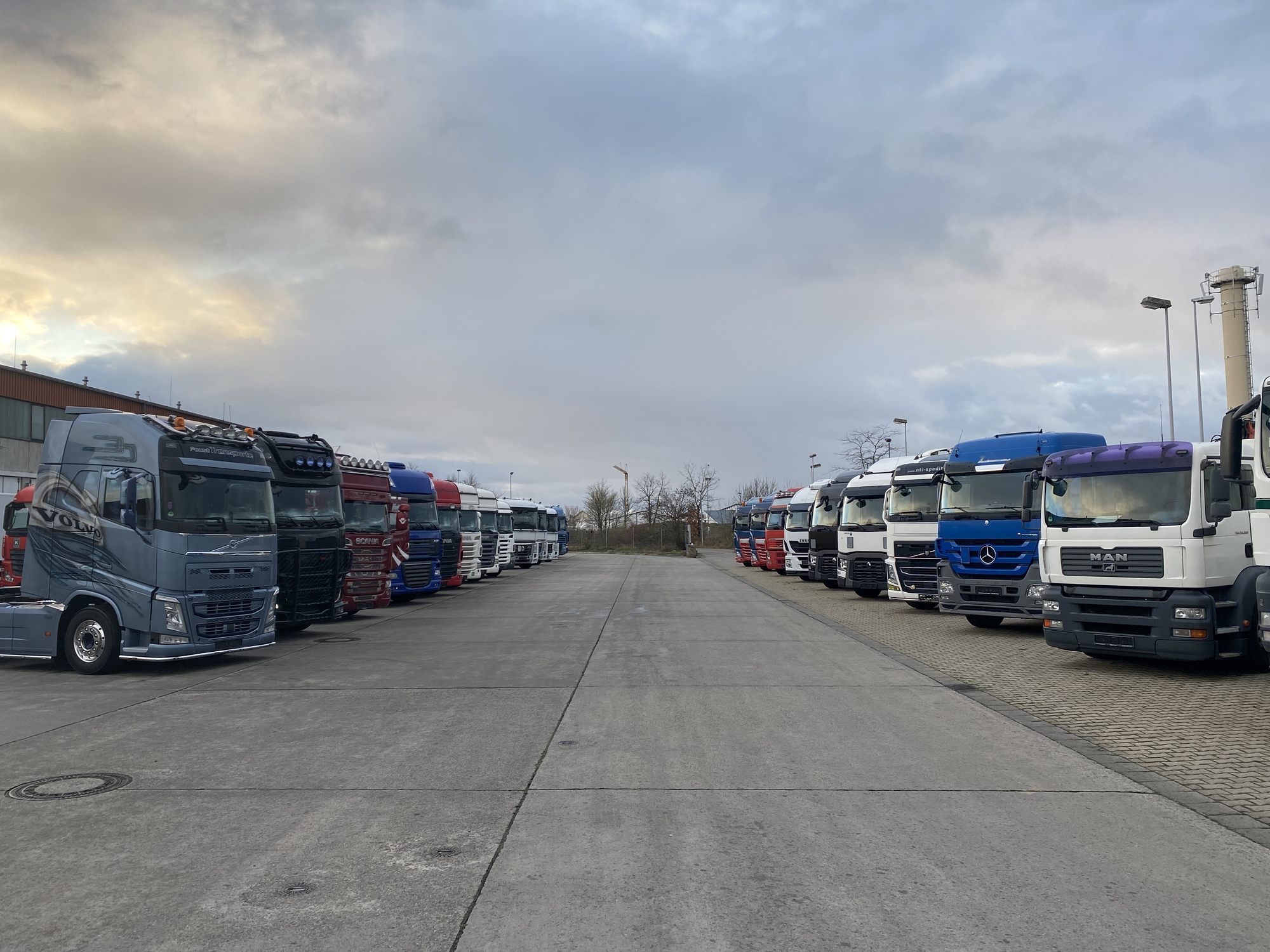 NBC-Trucks GmbH undefined: billede 1