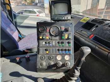 Fejebil Runway Sweeper Johnston-Beam Scania P400 Model Beam S14000: billede 3
