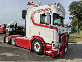 Trækker SCANIA R 500