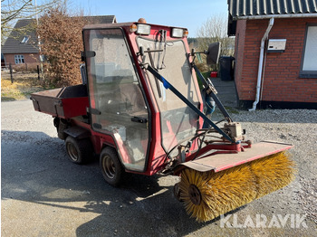 Kommunal traktor Redskabsbærer HTF Boxer 4wd med kost: billede 2