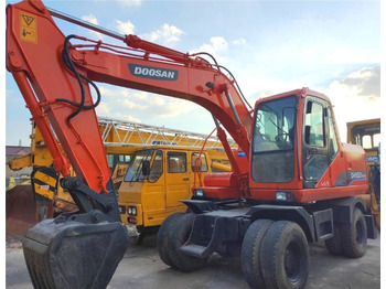 Hjulgravemaskine DOOSAN DH150W-7