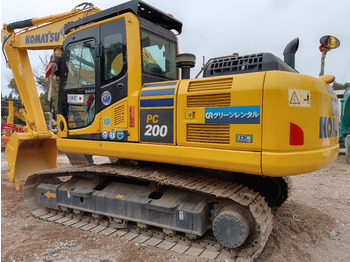 Bæltegravemaskine KOMATSU PC200-8