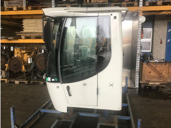 Førerhus og interiør LIEBHERR