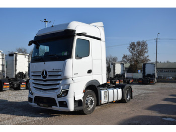 Trækker MERCEDES-BENZ Actros 1845