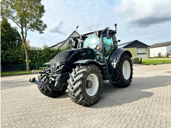 Leje en Valtra T235 Direct Smart Touch TWINTRAC! 745 HOURS Valtra T235 Direct Smart Touch TWINTRAC! 745 HOURS: billede 2