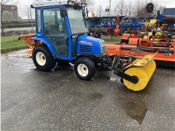 Kommunal traktor ISEKI
