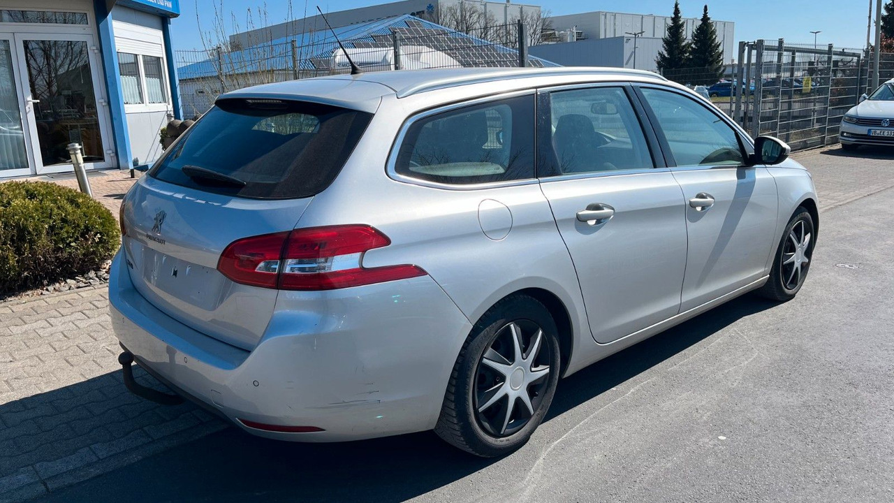 Peugeot 308 SW Allure 8-Fach Bereift Kopfdichtungsschade - Bil: billede 2 Peugeot 308 SW Allure 8-Fach Bereift Kopfdichtungsschade - Bil: billede 2