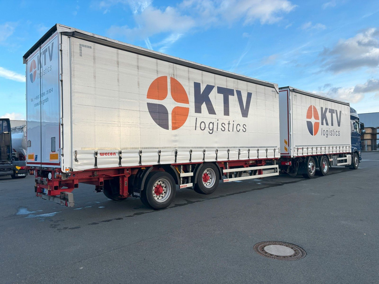 DAF SSC XF 480 Jumbo + Anh Wecon Staplerhalterung - Lastbil med presenning, Gardinanhænger: billede 4 DAF SSC XF 480 Jumbo + Anh Wecon Staplerhalterung - Lastbil med presenning, Gardinanhænger: billede 4