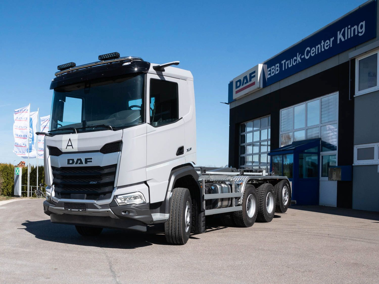DAF XF 530 FAW mit VDL Abrollkipper DAF XF 530 FAW mit VDL Abrollkipper - Lastbil kroghejs: billede 1 DAF XF 530 FAW mit VDL Abrollkipper DAF XF 530 FAW mit VDL Abrollkipper - Lastbil kroghejs: billede 1